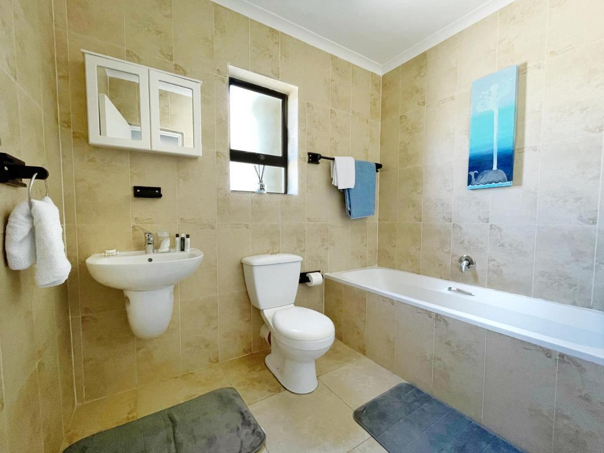 Sunset View At Whale Cove Apartment Gansbaai Exterior photo